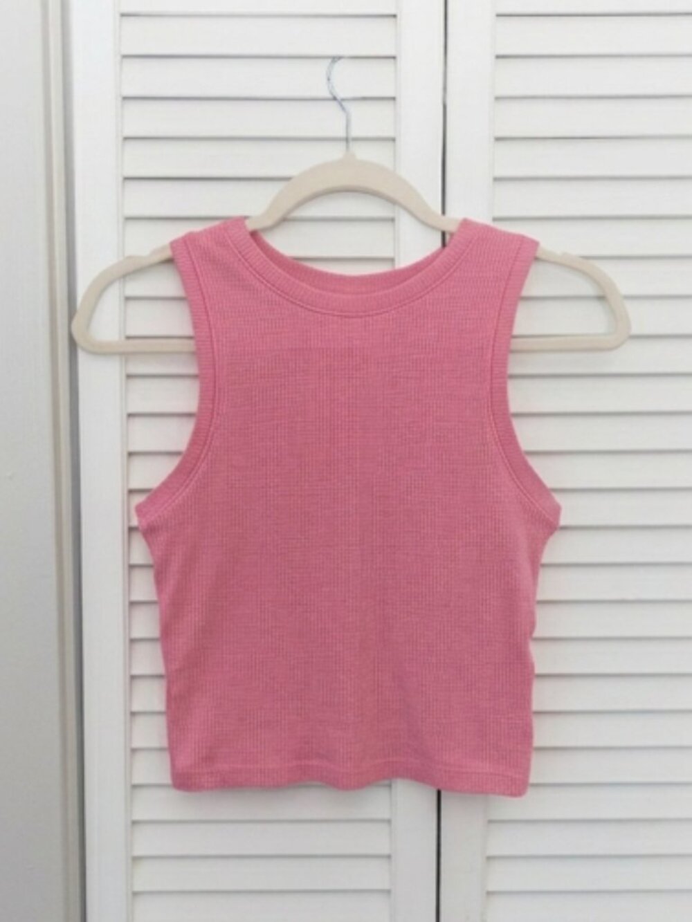 Hollister Waffle Pink Ribbed Slightly Cropped Tank - Size Small - Picture 1 of 3